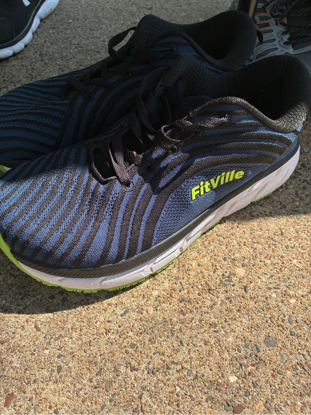 Fitville men’s Navy & Black Running Shoes with Neon Accent